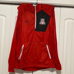 Men’s Nike University of Arizona lightweight jacket/wind breaker